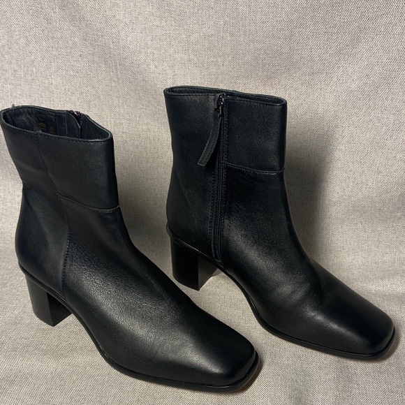 Patina Leather Ankle Boots – Size 8.5 (New